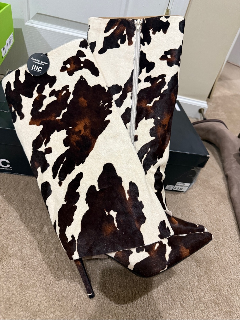 NWT INC Women's White Skylar Fold Over Cuffed Knee High Boots - Cow Print 8.5 - Picture 9 of 12